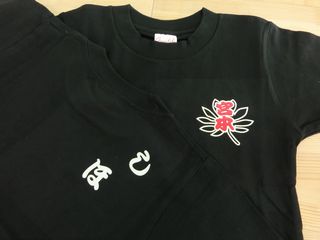 Tシャツ